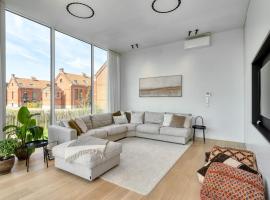 Aimé aan zee beachhouse 5P - private garden & 2 FREE parkingspots，位于奥斯坦德的酒店