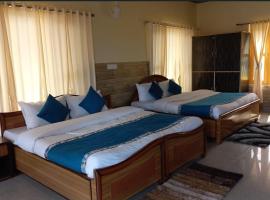 Manish Home Stay，位于Chaukori的酒店