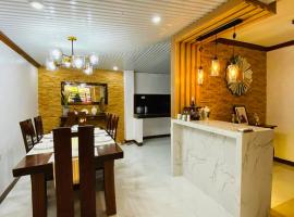 Transient Homestay Eastwood Baan，位于武端市的酒店