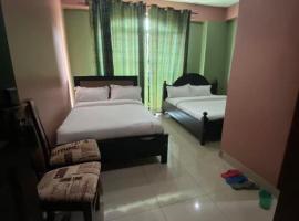 Suzie hotel Kampala hotel，位于坎帕拉的酒店