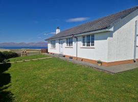 Coastal home in Luskentyre，位于Luskentyre的度假屋