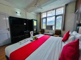 Hotel Eagle Nest，位于戴尔豪斯的酒店