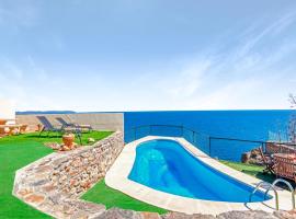 Villa Infinity sea views I Pool I BBQ I Jacuzzi，位于阿尔么丽亚的酒店