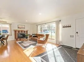 NEW! 1958 Chic Mid-Mod House