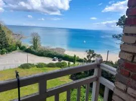 Appartement pleine vue mer au bord de la plage