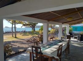 Villa face à la mer - calme et détente，位于Ambondrona的酒店