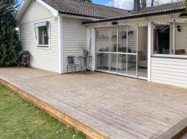 2 Bedroom Stunning Home In Bergkvara，位于Bergkvara的酒店