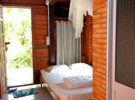 Du Nam Riverside Tour Trọn Gói，位于Tân Phú的酒店