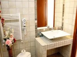LUANA INN HOLIDAY