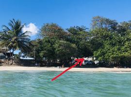 Face à la Plage avec Parking Sécurisé Appartement de Luxe ou Suite Privée avec Coin Petit Déj selon Disponibilité，位于勒迪亚芒的民宿