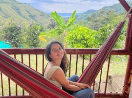 Finca La Macarena by Welttisch，位于Génova的酒店