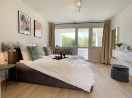 Bungalow Wohnung mit S&uuml;dterrasse in Seen&auml;he，位于梅尔斯堡的简易别墅