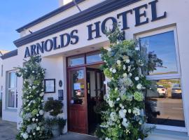 Arnolds Hotel，位于邓法纳希多尼戈尔机场 - CFN附近的酒店