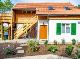 Gemütliche Wohnung mit Terasse und Feuerstelle，位于Lengnau的酒店