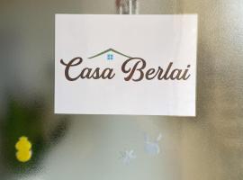 Casa Berlai, bilocale sul lago，位于皮索涅的度假屋