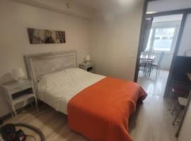 charmant appartement，位于Charency-Vezin的酒店