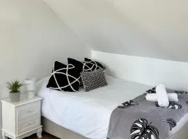 Cosy studio apartment near Brighton Beach