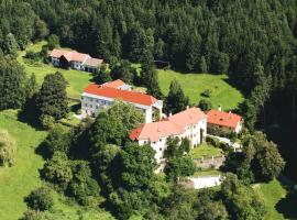 兰德匹克酒店，位于Neumarkt in Steiermark的高尔夫酒店