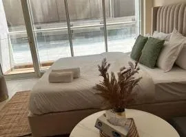 Luxury Studio Near Burj Khalifa