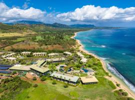 Top Floor Pool Ocean View Room at Oceanfront 4-Star Kauai Beach Resort，位于利胡埃的酒店