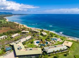 Top Floor Pool Ocean View Room at Oceanfront 4-Star Kauai Beach Resort，位于利胡埃的酒店