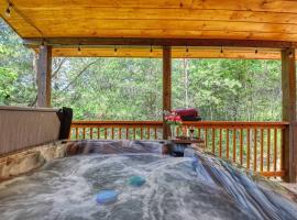 Adventure Retreat/Cabin/Pool+Hot Tub/Game Room+Theater，位于赛维尔维尔的木屋