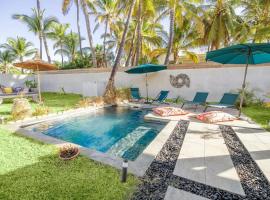 Villa Nauraa - 5ch - piscine - proche plage.，位于Trois Bassins的乡村别墅