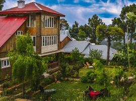 The Shivdhaar Estate Patnitop，位于Kūd的度假屋