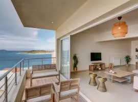 Oikies Luxury Apartments with private free parking area