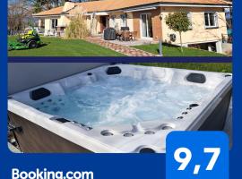Appartement Villa du Golf & SPA，位于帕耶讷的酒店