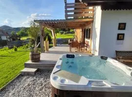 Počitniška hiška pri Lipi