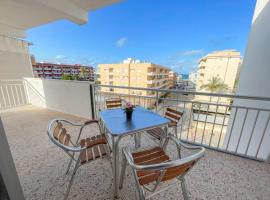 Apartamentos Gandia-Daimuz 3000，位于代穆斯的酒店