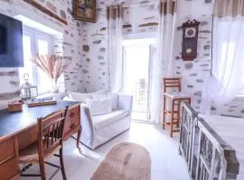 Traditional house in Ano Syros