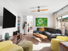 Cerca Del Agua family and pet friendly，位于Encounter Bay的酒店