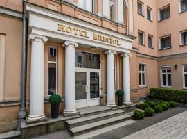 布里斯托尔酒店 ，位于凯尔采的酒店