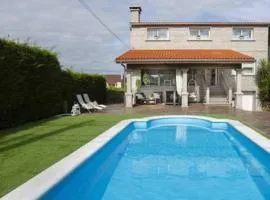 Apartamento con Piscina Ribadumia