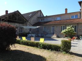 Gîte tout inclus avec parc, proche de Joinville, pour 10 personnes et activités variées - FR-1-611-102，位于Bettaincourt-sur-Rognon的酒店