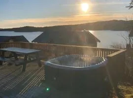 lovely cottage by the sea with hot tub and sauna