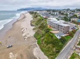 Seagull Beachfront Inn