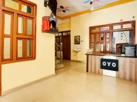 OYO Flagship Hotel Suraj Villa