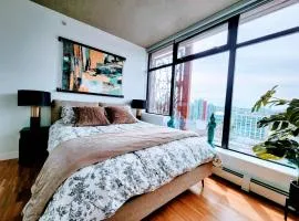 Luxury Downtown Vancouver Suite