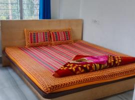 Anjali Guest House，位于迪卡的山林小屋