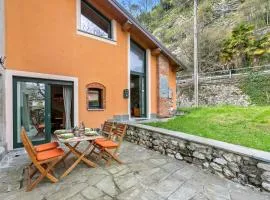 La Maison Du Lac 50 meters from Lake - Happy Rentals
