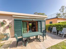 Villino la Polveriera Cottage a Porto Azzurro - Goelba，位于阿祖罗港的酒店