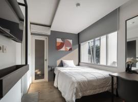 Cove Art Living，位于雅加达的酒店