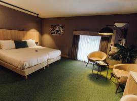 Hôtel & restaurant Five Nations，位于杜柏的酒店