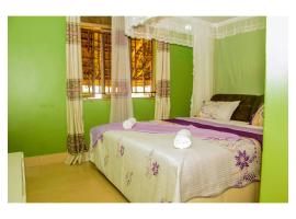 Mamdoh's Lake View Apartments，位于Njeru的酒店