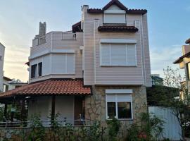 Antalya Villa Tatil Evi Deniz Kenarı，位于Kumluca的酒店