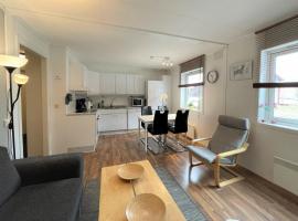 Lassiebyn 10 Entire Apartment with Parking & Kitchen，位于布拉纳斯的酒店