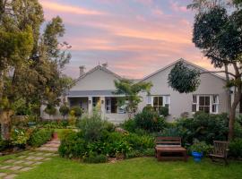 Fiddlewood Fields Guest House，位于格拉罕镇水生生物多样性南非研究所附近的酒店